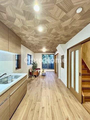 江戸川区北葛西5丁目中古住宅のキッチン|ダイニングキッチン