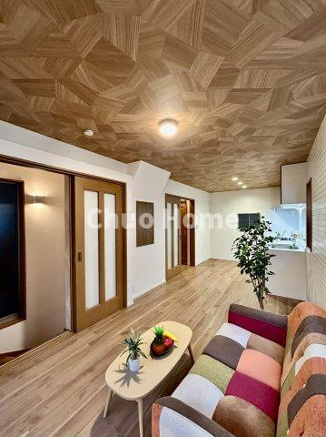 江戸川区北葛西5丁目中古住宅の居間・リビング|リビングダイニング