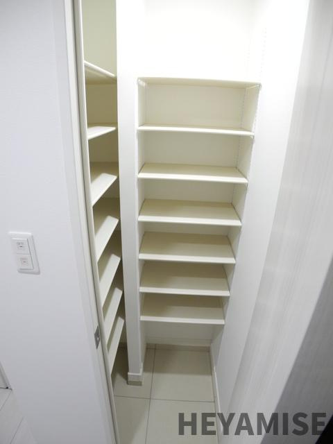 トレジャーフロントステーションの玄関|※同間取りの別の階のお部屋の画像です※