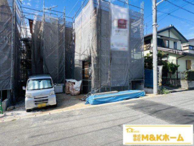 半田市岩滑高山町3丁目　全2棟　1号棟の外観|R8.8.7撮影　リビングに収納あり♪