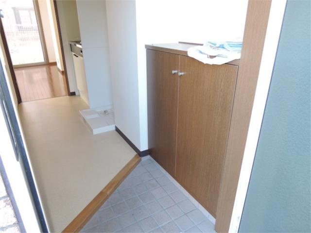 川崎市多摩区菅北浦３丁目の賃貸マンションの玄関