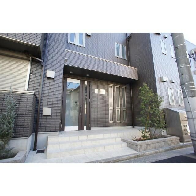 ドヌール長崎のエントランス
