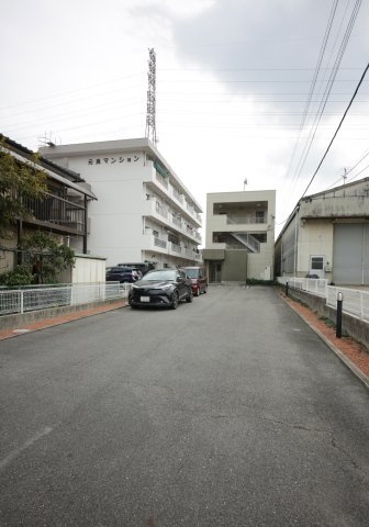 セトル　フィオーレの駐車場
