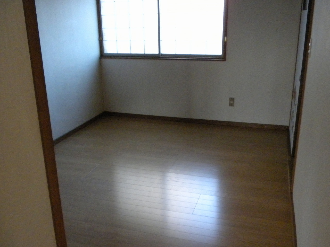 峰田ハイツの洋室