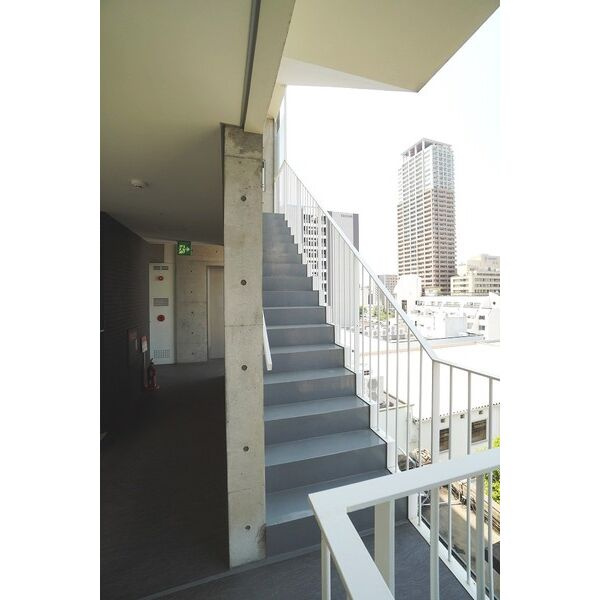 アーバンフラッツ湊町のその他