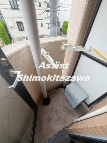 クレスト赤堤のバルコニー