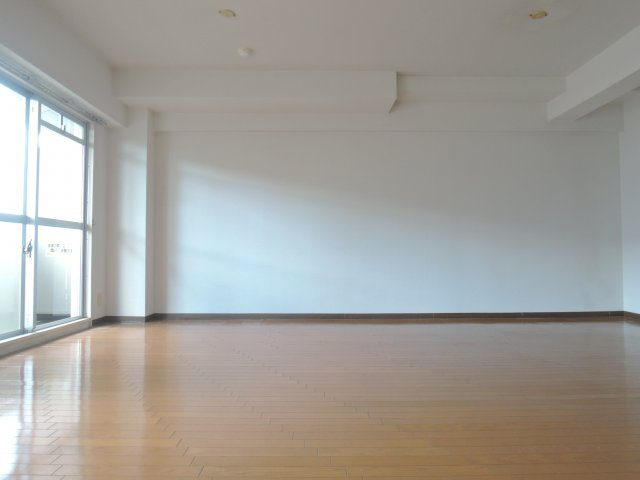 藤和コアティ高槻ハイタウンC号棟の内装