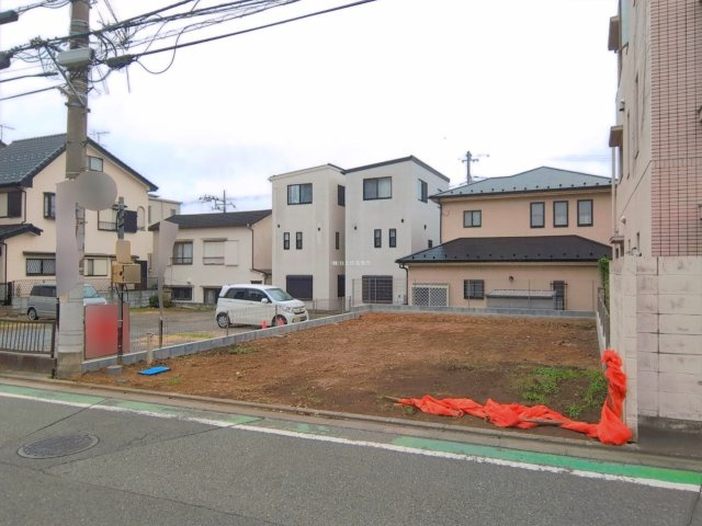 富士見市鶴瀬東２丁目の新築一戸建の外観|2026年8月撮影　
鶴瀬駅徒歩9分の好立地！
長く安心して暮らせる長期優良住宅認定の新築一戸建て！
資料請求やご見学などお気軽にお問い合わせください。