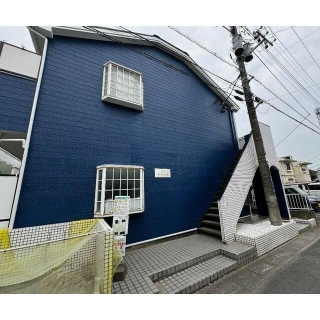 アイリスの外観