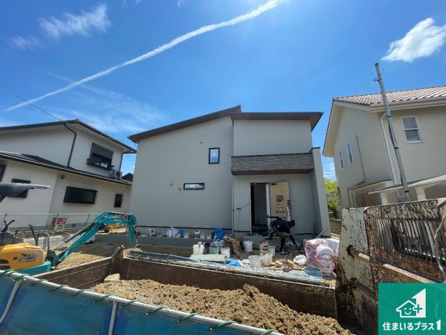 川西市水明台　新築一戸建ての外観|現在建築中！落ち着いた街並みで新生活を始めることが出来そう！周辺の物件も併せてご紹介させて頂きます！
