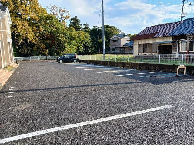 サンリット　ヒル　Ⅱの駐車場