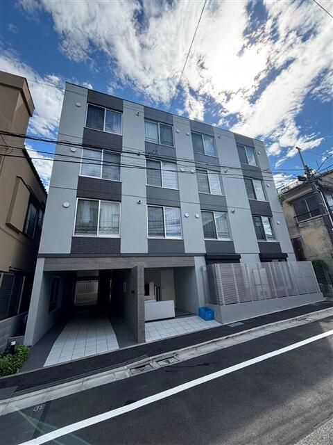 ＭＡＸＩＶ　ＣＲＯＳ板橋