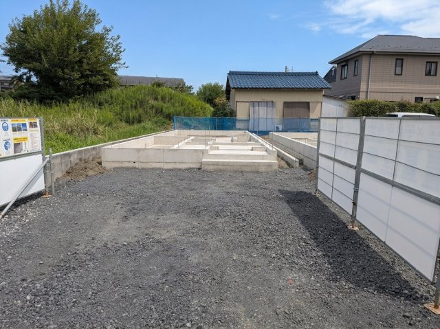 リナージュ常滑市長間01期　2号棟