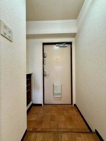 新栄プロパティー千林Ⅱの玄関