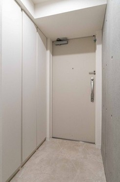 【玄関】