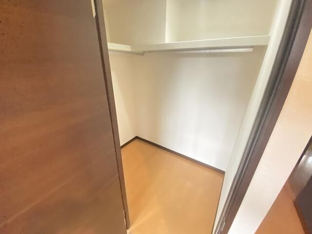 ザ・レギャン1号棟の収納