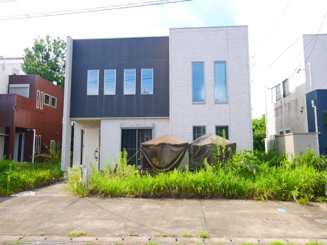 山武市美杉野　中古戸建の外観|平成19年4月築 ２LDK リビング約24帖 リビング吹抜 駐車2台温泉施設さんぶの森元気館徒歩5分