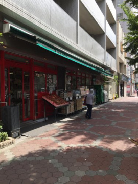 Ｙ‘ｓ　Ｔｅｒｒａｃｅの周辺
