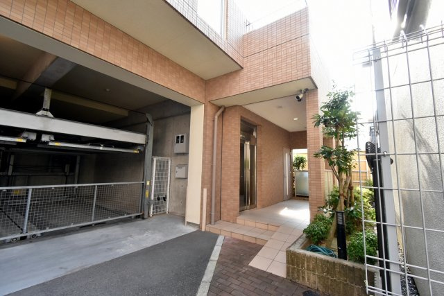 Grande甲子園口のエントランス