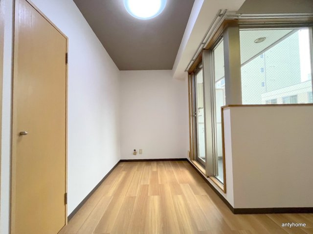 レフィナード恵美須　仲介手数料無料の寝室