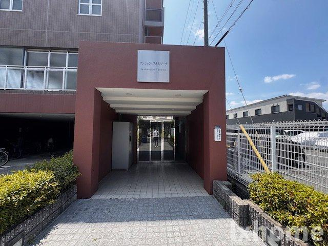 マンション・フォルツーナのエントランス|建物の内部です