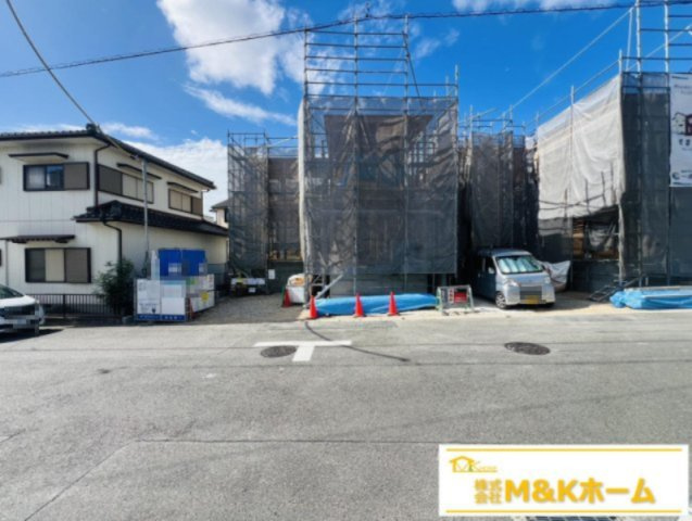 半田市岩滑高山町3丁目　全2棟　2号棟の外観|R8.8.7撮影　上棟しました！　並列駐車2台可能☆