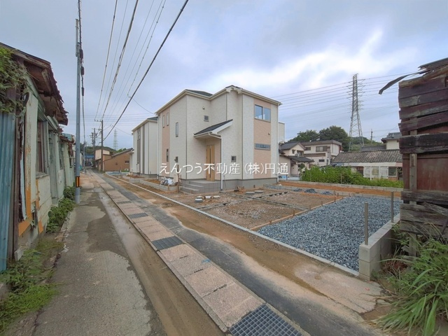 ハートフルタウン大高町東古根の前面道路含む現地写真
