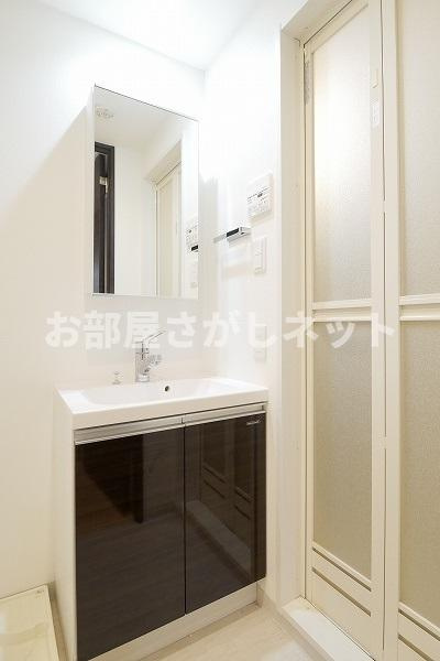 ジェノヴィア浅草Ⅱスカイガーデン【おとり物件なし】#学生・社会人にオススメ！初期費用分割払いOK！の独立洗面台