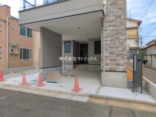 練馬区北町5丁目　26.4帖LDK×吹抜け×3面採光　大型邸宅の外観