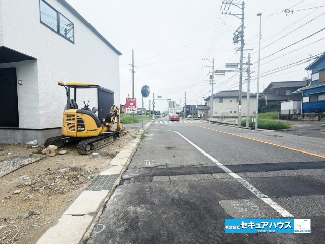 【同施工物件ご案内可能】東海市加木屋町仲新田　全1棟の前面道路含む現地写真|事前予約にて現地ご見学いただけます！お気軽にお問い合わせください♪
■株式会社　セキュアハウス■
住宅ローンに強く、知識、経験豊富なスタッフ在籍
お客様に寄り添い、ご成約後もサポート致します。
