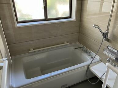 鳥取市浜坂6丁目中古戸建の浴室