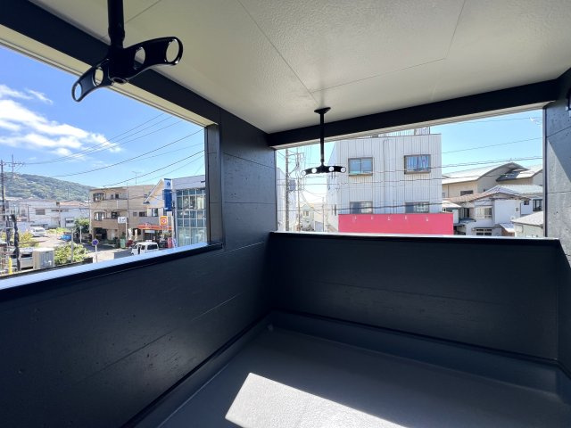 小田原市曽我原　全1棟　御殿場線「下曽我駅」徒歩1分のバルコニー