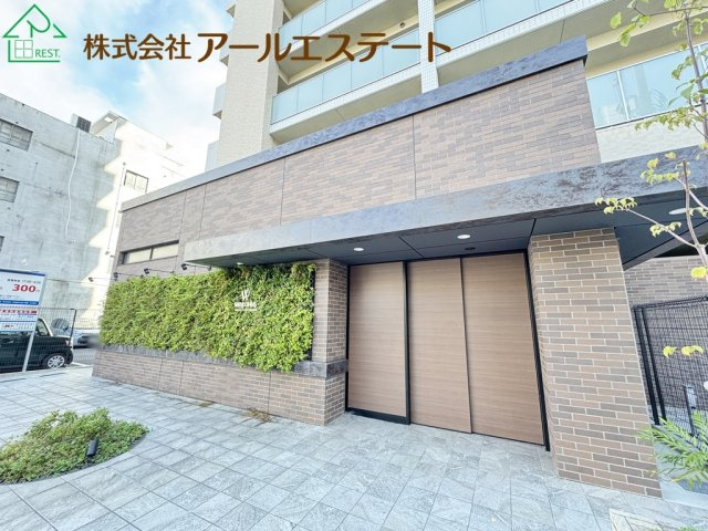 ワコーレ姫路城巽テラス　　JR「姫路駅」徒歩10分のエントランス