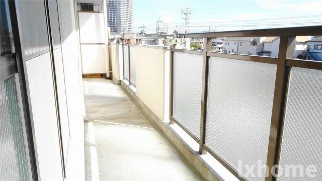 摂津シティフラッツのバルコニー