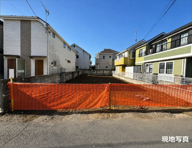 国分寺市本多4丁目 売地の前面道路含む現地写真