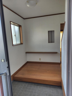 【玄関】 | 鳥取市雲山中古戸建て