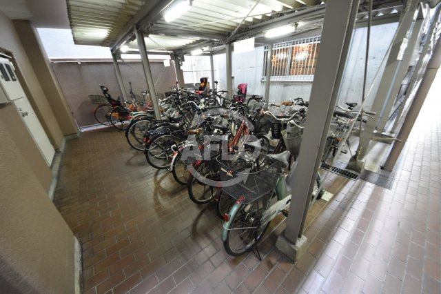 肥後橋シティハイツのその他共用部分|肥後橋シティハイツ　駐輪場