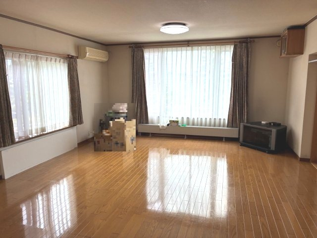 【居間・リビング】の画像