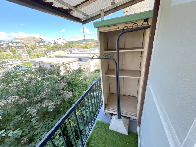 西旭ヶ丘戸建のバルコニー
