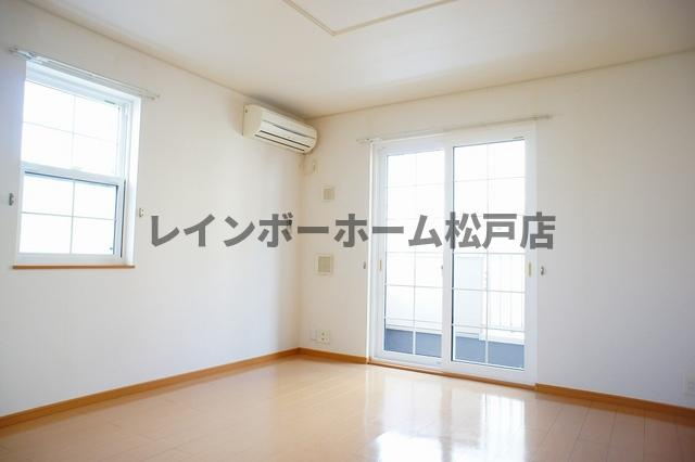 【非対面対応】接客・申込・契約オンライン！LINE×相談可！の居間・リビング