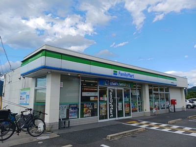 【周辺】 | バンブー　ロン | ファミリーマート亀岡河原町店まで635m