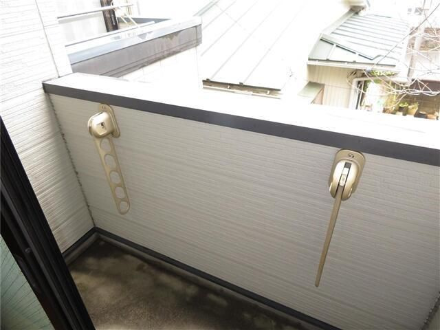 ドルフィン天王町のバルコニー