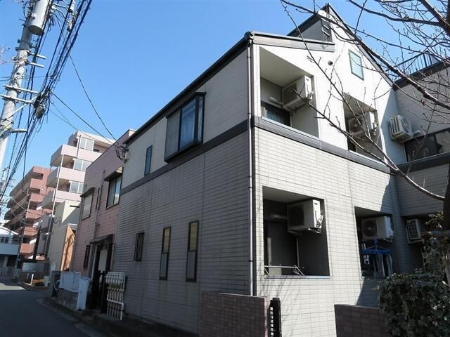 ドルフィン天王町の外観
