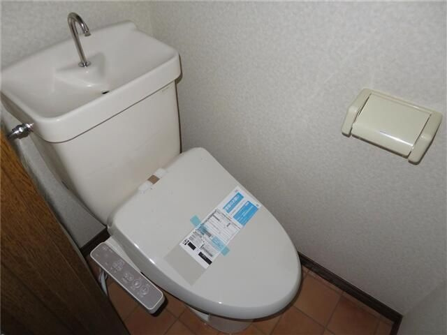 ドルフィン天王町のトイレ