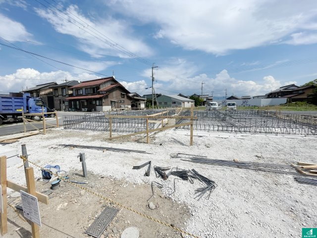 愛知郡愛荘町山川原　第2期　新築一戸建ての外観|現在建築中！落ち着いた街並みで新生活を始めることが出来そう！周辺の物件も併せてご紹介させて頂きます！
