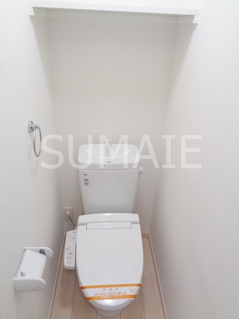 リルシア王子のトイレ|温水洗浄機能付きトイレです