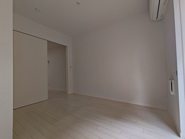 Perla穂積の洋室