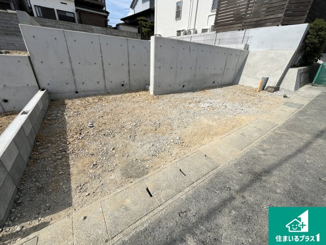 城陽市久世下大谷　第1期　新築一戸建ての外観|周辺は落ち着いた街並みの住宅地！子育てがしやすい住環境です！まだ未完成ですが、現地でしかわからない事もございます。是非一度ご覧ください。