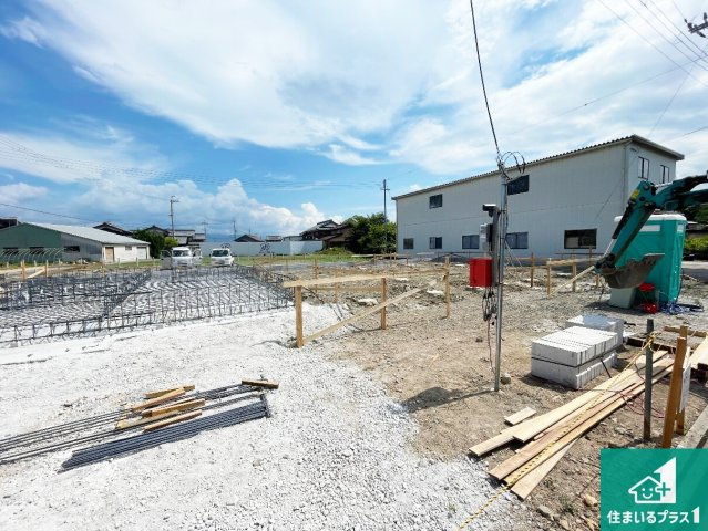 愛知郡愛荘町山川原　第2期　新築一戸建ての外観|周辺は落ち着いた街並みの住宅地！子育てがしやすい住環境です！まだ未完成ですが、現地でしかわからない事もございます。是非一度ご覧ください。
