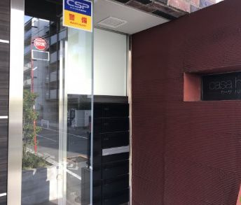 カーサ ハルのエントランス|落ち着いたエントランスです